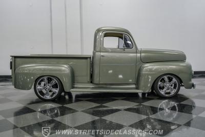 1951 Ford F-1 Restomod