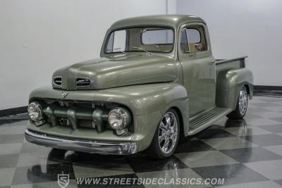 1951 Ford F-1 Restomod
