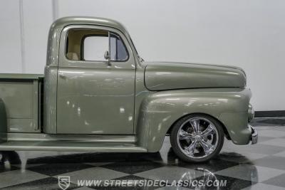 1951 Ford F-1 Restomod