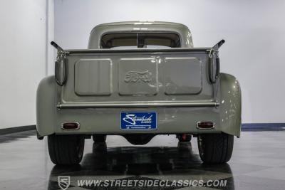 1951 Ford F-1 Restomod