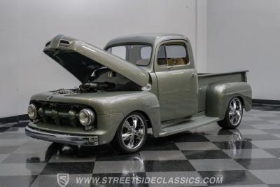 1951 Ford F-1 Restomod