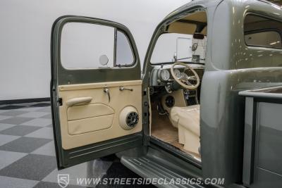 1951 Ford F-1 Restomod