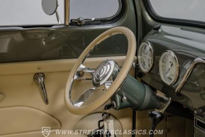 1951 Ford F-1 Restomod