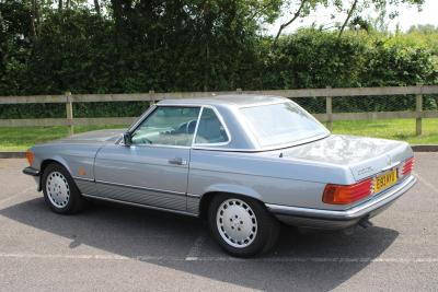 1988 Mercedes - Benz 300 SL R107