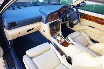 1994 Aston Martin Vantage