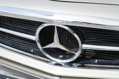 1971 Mercedes - Benz 280SL Pagoda
