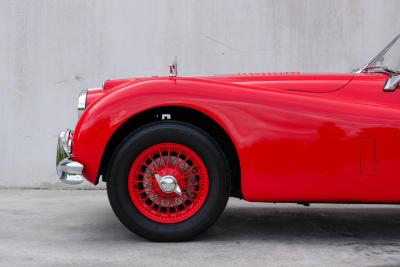 1954 Jaguar XK140 SE OTS
