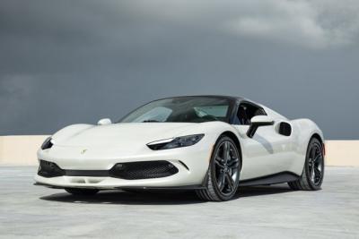 2025 Ferrari 296 GTS