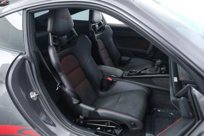 2025 Porsche 911