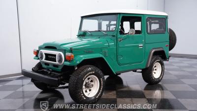 1976 Toyota FJ40 Land Cruiser