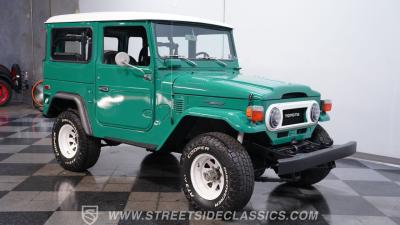 1976 Toyota FJ40 Land Cruiser