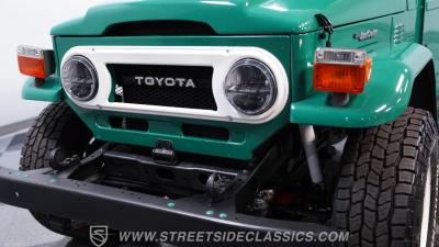 1976 Toyota FJ40 Land Cruiser