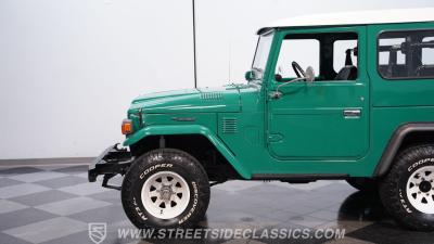 1976 Toyota FJ40 Land Cruiser