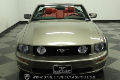 2005 Ford Mustang GT Convertible