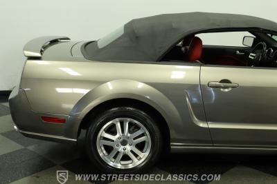 2005 Ford Mustang GT Convertible