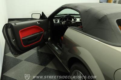 2005 Ford Mustang GT Convertible