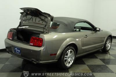 2005 Ford Mustang GT Convertible
