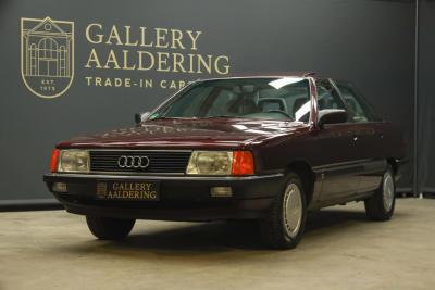 1990 Audi 100 Quattro &ldquo;The 5-Cylinder in Zyclamrot Metallic&rdquo;