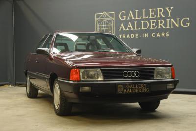 1990 Audi 100 Quattro &ldquo;The 5-Cylinder in Zyclamrot Metallic&rdquo;