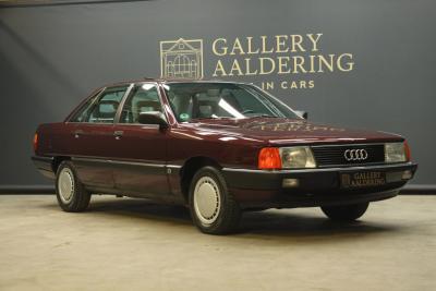 1990 Audi 100 Quattro &ldquo;The 5-Cylinder in Zyclamrot Metallic&rdquo;