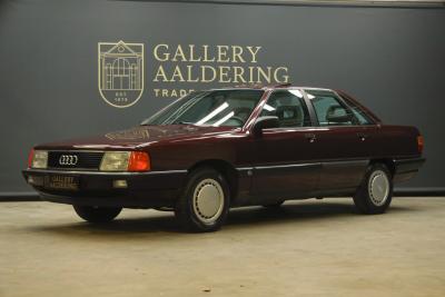 1990 Audi 100 Quattro &ldquo;The 5-Cylinder in Zyclamrot Metallic&rdquo;