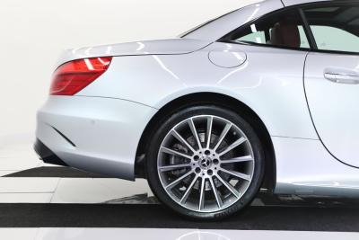 2018 Mercedes - Benz SL550