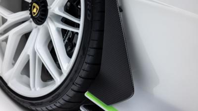 2020 Lamborghini Si&aacute;n FKP 37