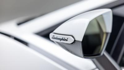 2020 Lamborghini Si&aacute;n FKP 37