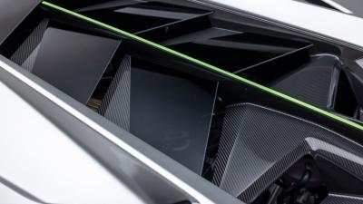 2020 Lamborghini Si&aacute;n FKP 37