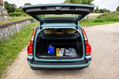 2003 Volvo V70R