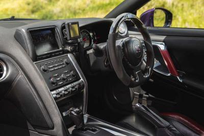 2009 Nissan R35 GTR BLACK EDITION