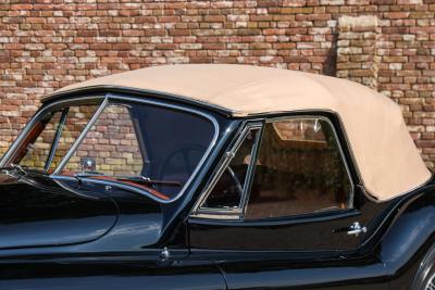 1953 Jaguar XK120 DHC &ldquo;Black and cognac&rdquo;