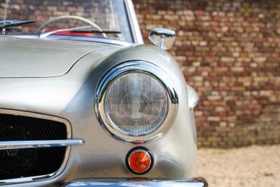 1960 Mercedes - Benz Mercedes Benz 190 SL &ldquo;Comprehensive bare metal restoration in 2018&rdquo;