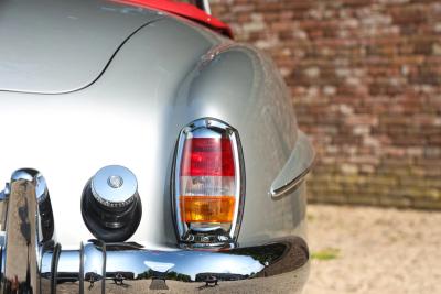 1960 Mercedes - Benz Mercedes Benz 190 SL &ldquo;Comprehensive bare metal restoration in 2018&rdquo;