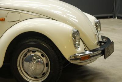 1996 Volkswagen Beetle &ldquo;100% Retro Electric by E-Cap&rdquo;