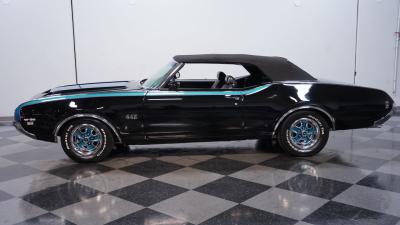 1969 Oldsmobile Cutlass 442 W30 Tribute Convertible