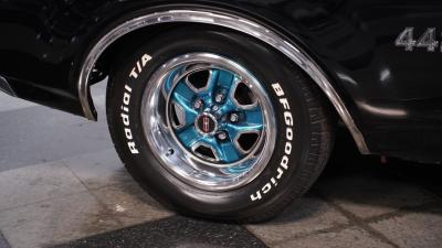 1969 Oldsmobile Cutlass 442 W30 Tribute Convertible