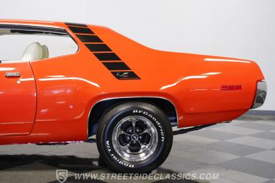 1971 Plymouth Road Runner 440 Six Barrel