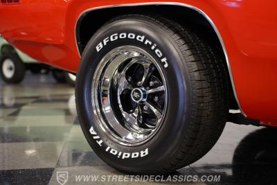 1971 Plymouth Road Runner 440 Six Barrel