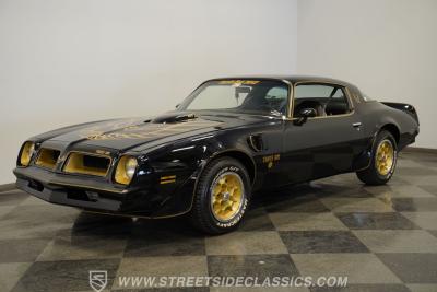 1976 Pontiac Firebird Trans am 50th anniversary special edition