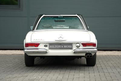 1968 Mercedes - Benz 280 SL