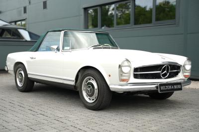 1968 Mercedes - Benz 280 SL
