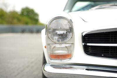 1968 Mercedes - Benz 280 SL