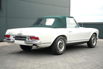 1968 Mercedes - Benz 280 SL