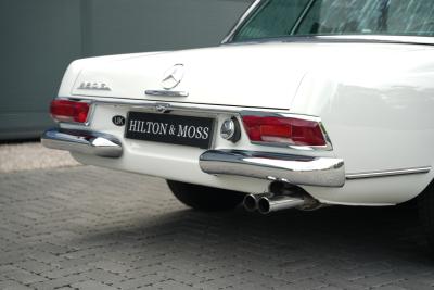1968 Mercedes - Benz 280 SL