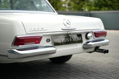 1968 Mercedes - Benz 280 SL