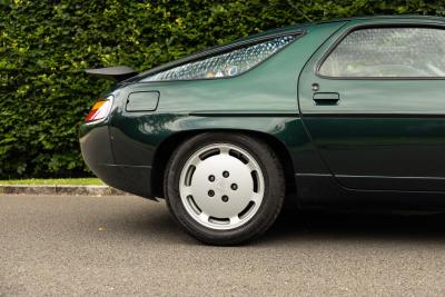 1989 Porsche 928 S4