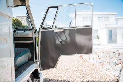 1966 Volkswagen TYPE 2 T1 DOUBLE-DOOR SUNDIAL CAMPER