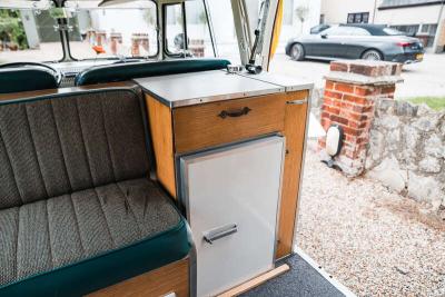 1966 Volkswagen TYPE 2 T1 DOUBLE-DOOR SUNDIAL CAMPER