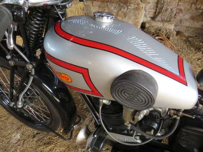 1935 MONTGOMERY GREYHOUND JAP